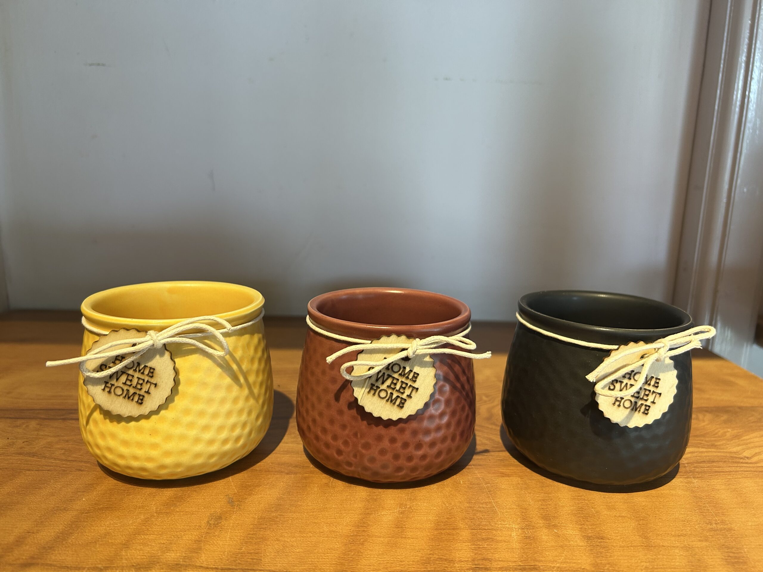 CERAMIC MINI PLANTERS - Pack of three